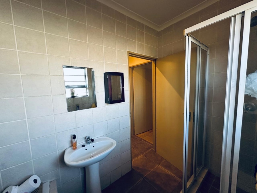 2 Bedroom Property for Sale in Fairview Golf Estate Western Cape